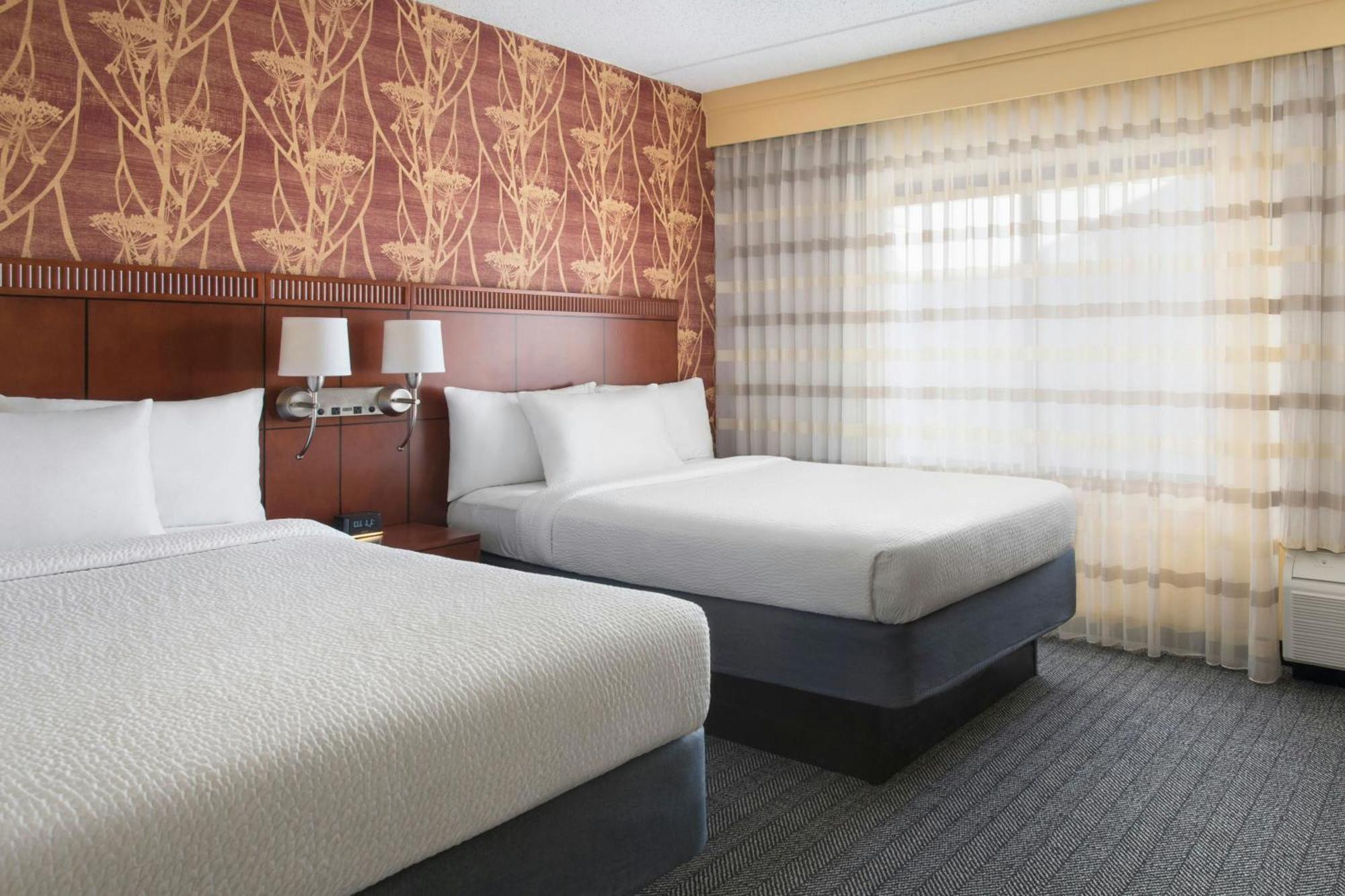 Courtyard By Marriott Mt. Laurel Hotel Mount Laurel Exterior foto